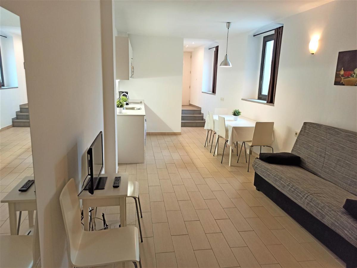 Apartaments Fonda Comerc Torroella de Montgrí Eksteriør billede